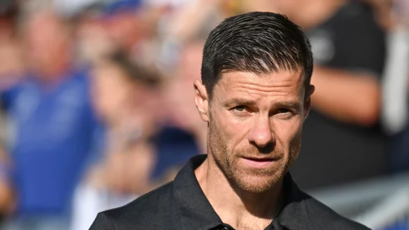 Trainer Xabi Alonso blockt Kritik an Tah ab. - &copy; Hendrik Schmidt/dpa