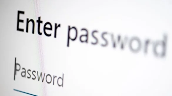 Viele Fu&szlig;ballfans nutzen viel zu leichte Passw&ouml;rter. - &copy; Fabian Sommer/dpa