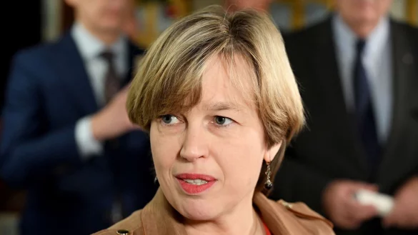 Europol-Chefin Catherine De Bolle warnt vor der Gefahr der organisierten Kriminalität. (Archivbild) - © Carsten Rehder/dpa