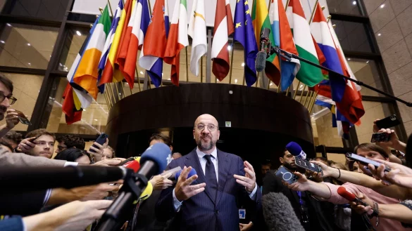 Wie sollen die EU-Spitzenposten neu besetzt werden? Auf diese Frage gibt es laut Ratspr&auml;sident Charles Michel noch keine Antwort. - &copy; Omar Havana/AP