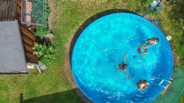 Runde Sache, auch in anderer Form: ein Pool f&uuml;r den eigenen Garten. - &copy; Patrick Pleul/dpa/dpa-tmn