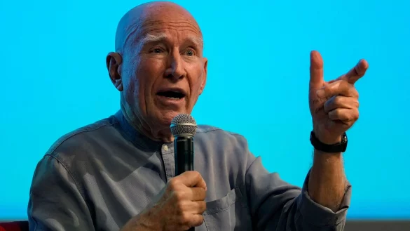 Mit seinen Bildern dokumentiert Sebasti&atilde;o Salgado Krieg, Vertreibung und Hungerkatastrophen. Aber nicht nur... - &copy; Andre Penner/AP/dpa