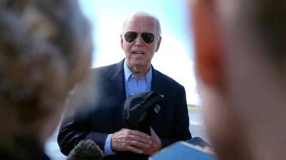 Bleibt US-Pr&auml;sident Joe Biden im Rennen um das Wei&szlig;e Haus? Der Demokrat bleibt starr auf Kurs - doch in seiner Partei herrscht Unruhe. - &copy; Manuel Balce Ceneta/AP