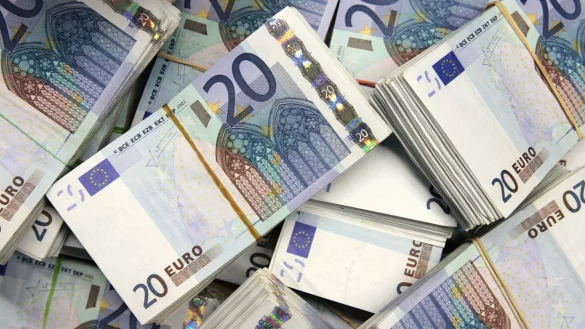 Im Bundestag steht die Haushaltwoche an. (Symbolbild) - © picture alliance / dpa