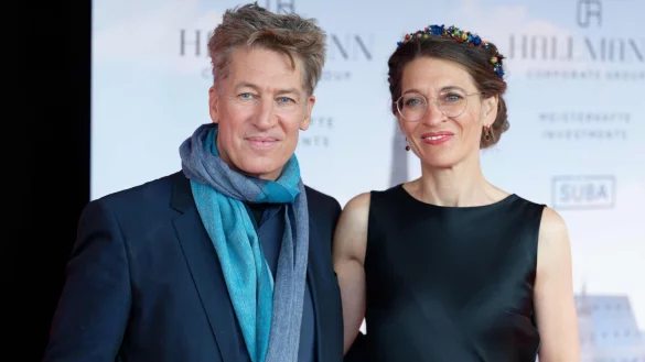 Tobias Moretti ist nicht nur ein Schauspiel-Star. Gemeinsam mit seiner Frau Julia betreibt er eine Landwirtschaft in Tirol. (Bild: Archiv) - &copy; Henning Kaiser/dpa