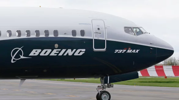 Nach zwei Abst&uuml;rzen von Maschinen des Typs 737 Max mit 346 Todesopfern entging Boeing mit Versprechen der Strafverfolgung. Jetzt werden neue Strafen f&auml;llig, weil der Konzern die damaligen Auflagen schlecht umsetzte. - &copy; Ted S. Warren/AP/dpa