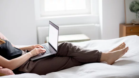 Digitale M&auml;rkte im Wandel: Der Digital Markets Act ver&auml;ndert die Spielregeln f&uuml;r Tech-Konzerne und gibt Nutzerinnen und Nutzern mehr Entscheidungsfreiheit. - &copy; Zacharie Scheurer/dpa-tmn/dpa