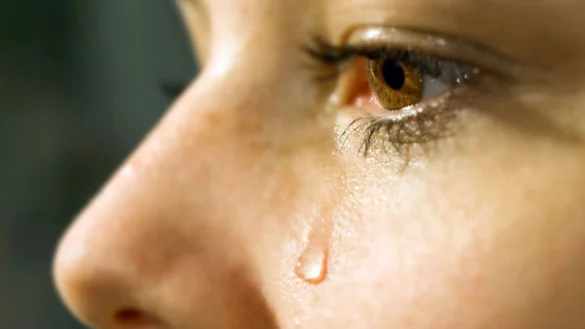 Es einfach flie&szlig;en lassen: Das kann f&uuml;r K&ouml;rper und Seele gesund sein. - &copy; Jens_Schierenbeck/dpa-tmn