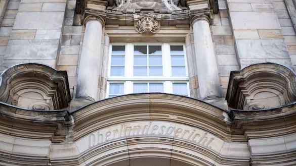 Eingang zum Oberlandesgericht D&uuml;sseldorf. - &copy; Marius Becker/dpa/Symbolbild