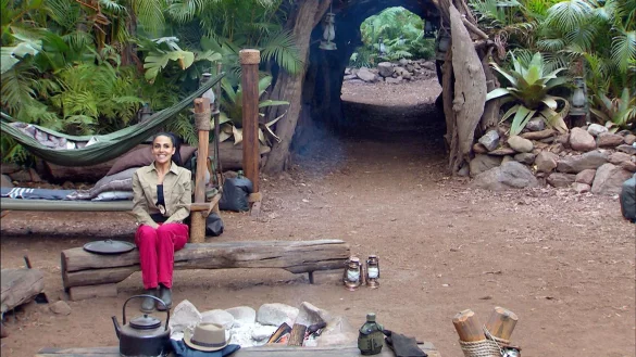 Die neue Mitbewohnerin sorgt nicht für Begeisterung. - © -/RTL+/dpa