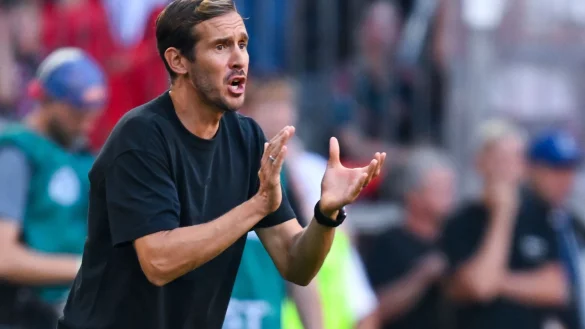 Trainer Julian Schuster und der SC Freiburg spielen am Samstag gegen den VfL Bochum. - &copy; Sven Hoppe/dpa