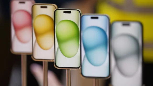 Das iPhone ist auch in der Bundesverwaltung popul&auml;r. (Archivbild) - &copy; Jonathan Brady/PA Wire/dpa