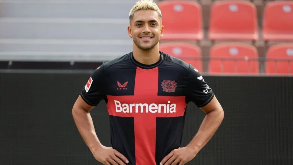 Mannschaftsfoto: Bayer 04 Leverkusen, 1. Bundesliga. Nadiem Amiri. - &copy; Henning Kaiser/dpa