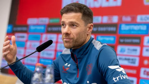 Pressekonferenz Bayer Leverkusen mit Trainer Xabi Alonso. - &copy; Christoph Reichwein/dpa