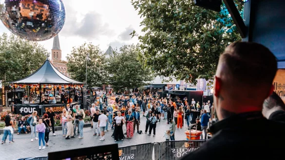 Kunst, Musik, Formel 1: Am 9. August beginnt das Zandvoort Racefestival. - &copy; Fotostudio Zandvoort/dpa-tmn