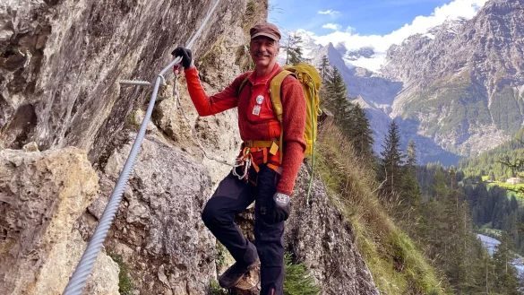 Klettern mit Olaf Reinstadler: mitunter ein Nervenkitzel. - &copy; Bernhard Krieger/dpa-tmn