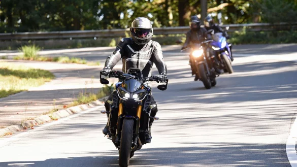 Unfall auf gef&uuml;hrter Motorradreise: Ein Sturz allein begr&uuml;ndet keinen Reisemangel. Das Oberlandesgericht Stuttgart wies die Schadenersatzklage einer Krankenversicherung ab. - &copy; Judith Michaelis/dpa-tmn/dpa