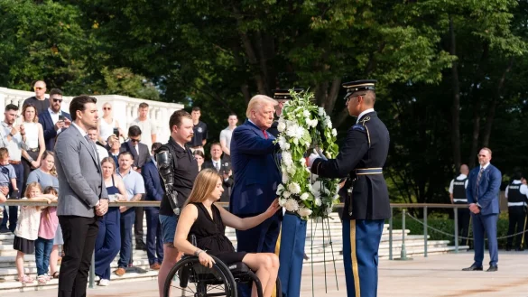 Trump: Abzug aus Afghanistan ist peinlichster Moment in der Geschichte der USA - &copy; Alex Brandon/AP/dpa