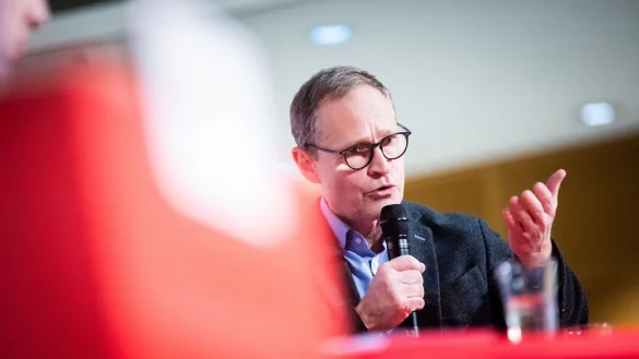 SPD-Politiker Michael M&uuml;ller spricht sich f&uuml;r eine bessere Aufarbeitung des Umgangs mit der Corona-Pandemie aus. - &copy; Christoph Soeder/dpa