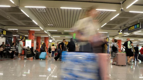 Unwetter haben f&uuml;r Chaos auf dem Flughafen von Mallorca gesorgt (Archivbild). - &copy; Clara Margais/dpa