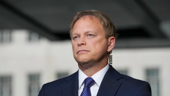 Der britische Verteidigungsminister Grant Shapps war an Bord der Maschine. - &copy; Maja Smiejkowska/Press Association/dpa