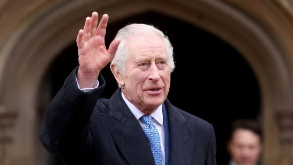 K&ouml;nig Charles III. will wieder in die &Ouml;ffentlichkeit zur&uuml;ckkehren. - &copy; Hollie Adams/Reuters Pool/AP/dpa