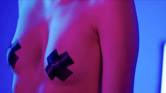 Die Wissenschafts-Dokumentation &laquo;Befreite Br&uuml;ste. Zankapfel, Lustobjekt, R&auml;tsel der Evolution&raquo; besch&auml;ftigt sich mit dem gesellschaftlichen Umgang mit der weiblichen Brust. - &copy; Kirsten Kofahl/3sat/ZDF/dpa