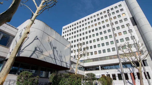 Die Tat schockierte. Der Angeklagte hatte mit der Get&ouml;teten zwei gemeinsame Kinder. (Archivfoto) - &copy; Markus Kl&uuml;mper/dpa