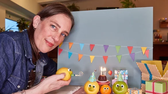 Birte Maskallis: &laquo;Die Zitronen besch&auml;ftigen mich von morgens bis abends.&raquo; - &copy; Georg Wendt/dpa