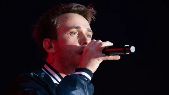 Der S&auml;nger Clueso ver&ouml;ffentlicht den offiziellen Song f&uuml;r das deutsche Olympiateam. - &copy; Sebastian Kahnert/dpa