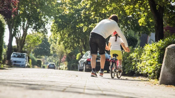 Gemeinsam stark in der Familie: Gelegentlich kommt es vor, dass mehrere Familienmitglieder psychisch erkranken. Gemeinsam kann man einen Umgang finden. - &copy; Christin Klose/dpa-tmn/dpa