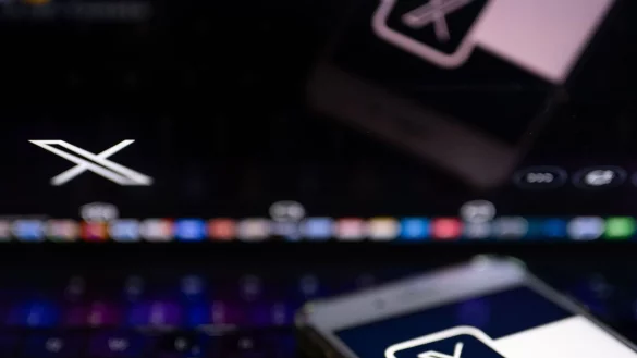 Elon Musk setzt beim Management seiner Plattform X (ehemals Twitter) auf zwei neue K&ouml;pfe. - &copy; Monika Skolimowska/dpa