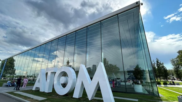 Russland feiert mit einem neuen großen Museum mit sieben Etagen, davon vier unter der Erde, die Atomenergie. - © Ulf Mauder/dpa