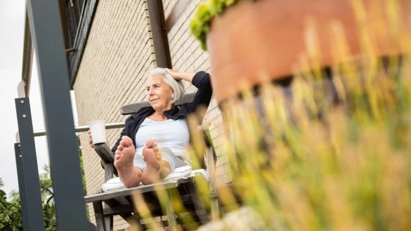 Ein Moment f&uuml;r mich! Sich selbst das s&uuml;&szlig;e Nichtstun zu g&ouml;nnen, das m&uuml;ssen manche Menschen erstmal lernen. - &copy; Christin Klose/dpa-tmn