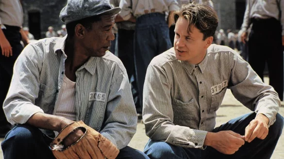 Morgan Freeman und Tim Robbins in &laquo;Die Verurteilten&raquo;. In den Top 250 der IMDb belegt der Film seit 2008 den ersten Platz. - &copy; United Archives/Impress/dpa