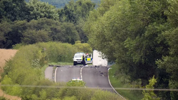 Alle sechs Opfer starben noch an der Unfallstelle. - &copy; Danny Lawson/PA Wire/dpa