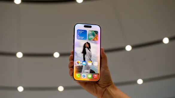 Apple wird sein KI-System im kommenden Jahr auch auf Deutsch auf den Markt bringen. (Archivbild) - &copy; Andrej Sokolow/dpa