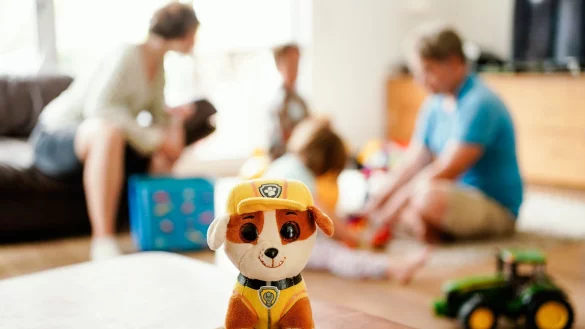 Einer Studie der Hans-B&ouml;ckler-Stiftung zufolge kommen viele Familien bei der Entlastungspolitik der Ampel-Koalition relativ schlecht weg. (Archivbild) - &copy; Uwe Anspach/dpa