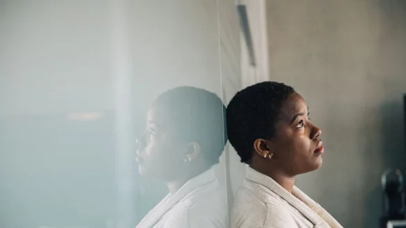 Manchmal ist es gut aufzugeben: Das Loslassen kann Raum f&uuml;r Neues schaffen. - &copy; Zacharie Scheurer/dpa-tmn/dpa