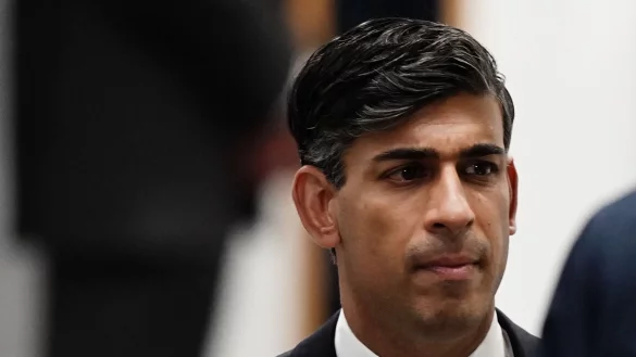 Gro&szlig;britanniens Premierminister Rishi Sunak sieht sich mit einem Skandal um William Wragg konfrontiert. - &copy; Jordan Pettitt/Press Association/dpa