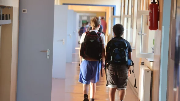 Der Anteil von Lehrern mit Einwanderungsgeschichte ist deutlich geringer (Archivfoto). - &copy; Bodo Schackow/dpa