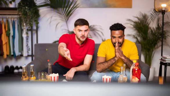 Wer es am Montag nach dem Superbowl nicht schafft, sich w&auml;hrend des Tages auszuruhen, holt sich in der n&auml;chsten Nacht automatisch, was er braucht. - &copy; Studio Marmellata/Westend61/dpa