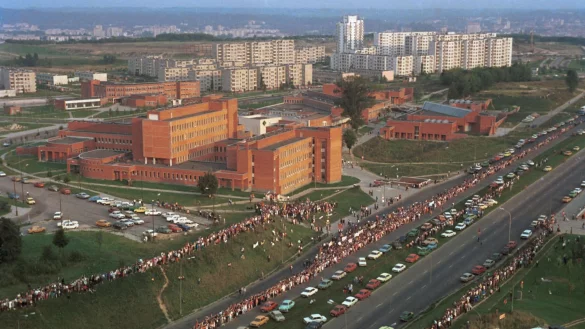 Zwei Millionen Esten, Letten und Litauer reihten sich 1989 in die Menschenkette &laquo;Baltischer Weg&raquo; ein. (Archivbild) - &copy; A. Sabaliauskas/Tass/dpa
