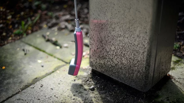 Relikt vergangener Zeiten: Die Telefonkarte Comfort der Telekom ist nun eingestellt worden. - &copy; Volker Hartmann/dpa/dpa-tmn