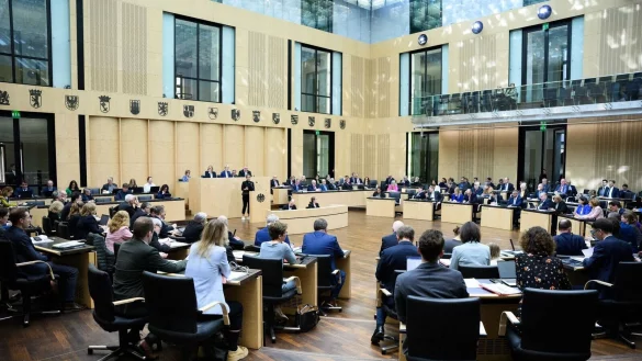 Der Bundesrat hat heute mehrere Gesetze der Bundesregierung ohne gro&szlig;e Debatte gebilligt. - &copy; Bernd von Jutrczenka/dpa