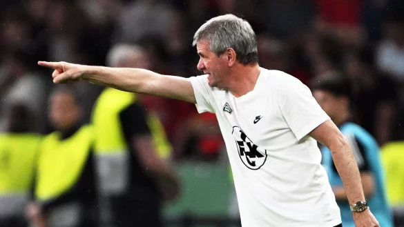 Nach seinem Comeback bei Kaiserslautern schlie&szlig;t Friedhelm Funkel weitere Trainerstationen nicht aus. - &copy; Federico Gambarini/dpa