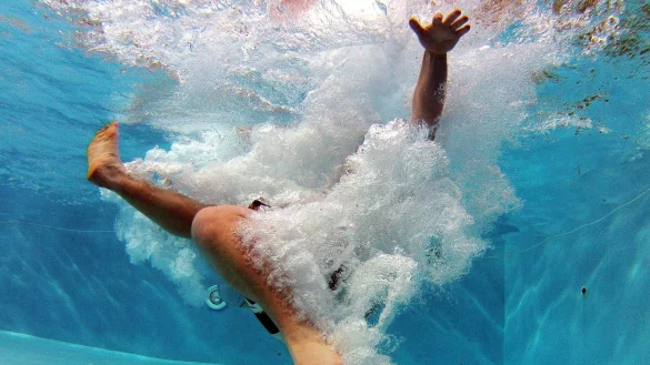 Ab ins k&uuml;hle Nass! - &copy; Pixabay