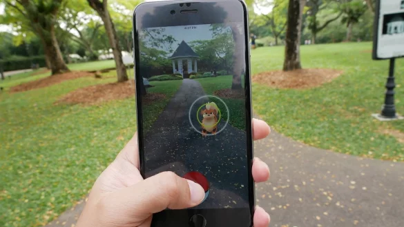 Monsterjagd mit dem Smartphone, am Wochenende gibt es eine gro&szlig;e Pokemon-Go-Safari in Dortmund. - &copy; picture alliance/ANN