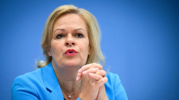 Bei der Steuerung der Asylzuwanderung gibt es nicht die eine Patentl&ouml;sung, sagt Bundesinnenministerin Nancy Faeser. - &copy; Bernd von Jutrczenka/dpa