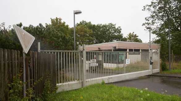 Das Gel&auml;nde des ehemaligen Bundeswehr-Bunkers in Traben-Trarbach, der als Cyber-Bunker bekannt wurde. - &copy; Thomas Frey/dpa